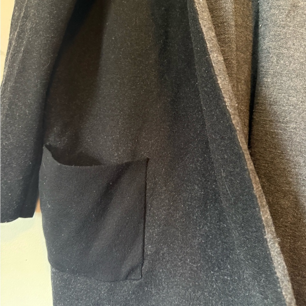 Aritzia Babaton Beekman Black&Grey Merino Wool Blend Colorblock Cardigan Large - Picture 3 of 8